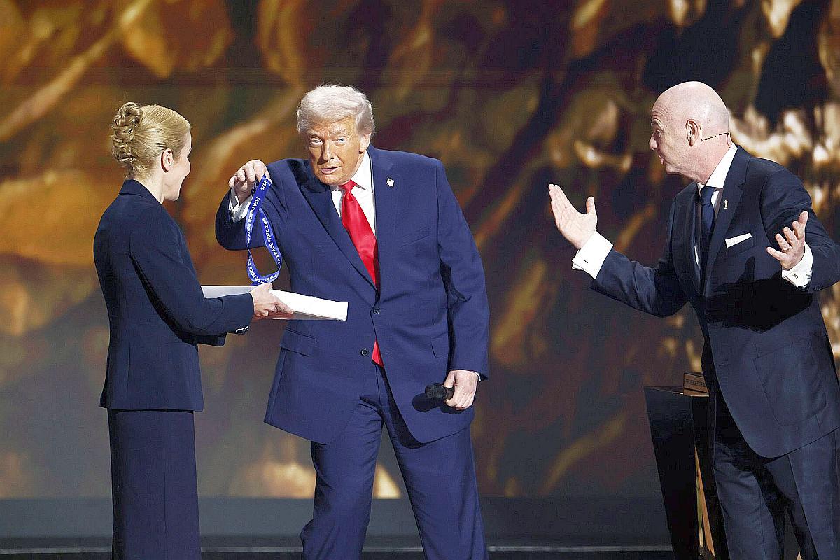 Donald Trump a primit Premiul FIFA pentru Pace