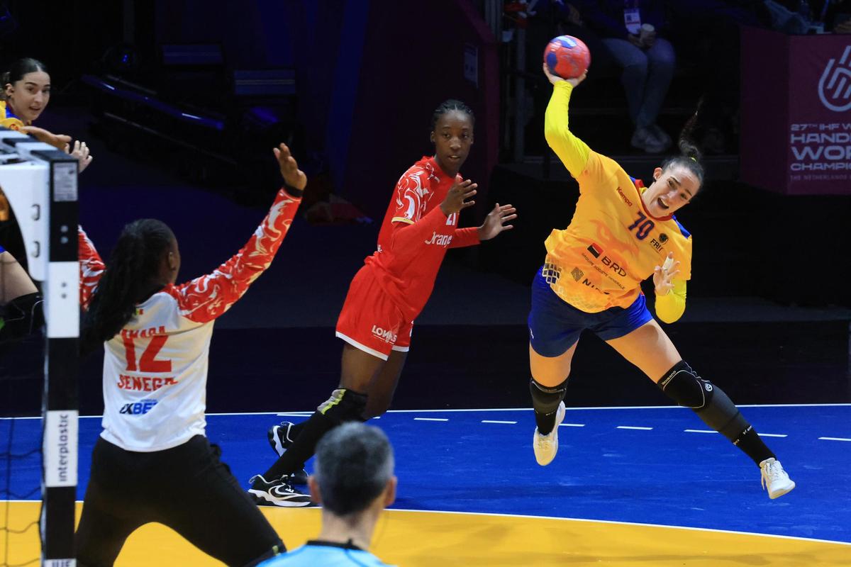 După 37-17 cu Senegal, selecționerul Mihăilă numește „obiectivul care ne-a rămas” la Campionatul Mondial: „De asta m-am bucurat foarte mult”