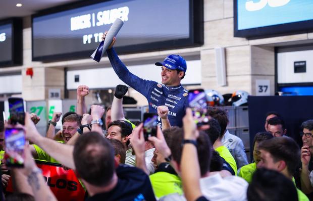 Pilotul celebru din Formula 1 știe cine va câștiga titlul la Abu Dhabi: „E circuitul lui, are un mare avantaj”