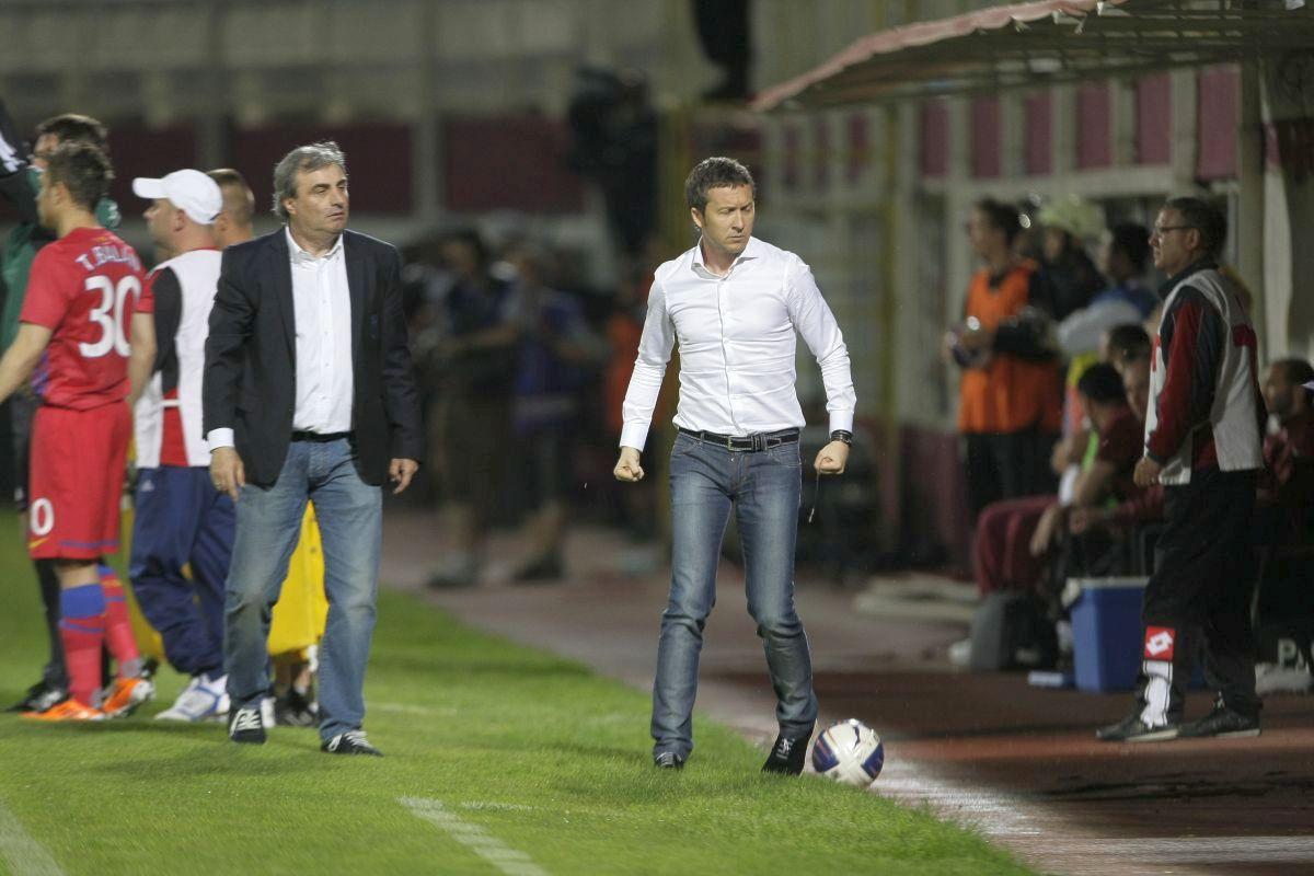 Stoichiță a vorbit cu Becali la telefon în timpul derby-ului Rapid - Steaua 1-1 (aprilie 2012)