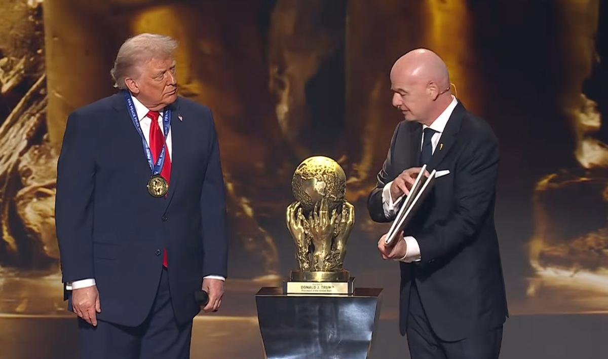 Donald Trump a primit Premiul FIFA pentru Pace