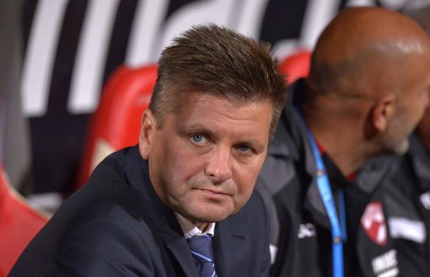 CRAIOVA // EXCLUSIV Mihai Rotaru a vrut să-i mai dea o lovitură lui Dinamo: s-a interesat de Dusan Uhrin! L-a dorit în locul lui Pițurcă