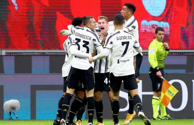 AC Milan - Juventus 1-3 FOTO + VIDEO Juve top class! „Bătrâna Doamnă” i-a provocat lui AC Milan prima înfrângere a sezonului