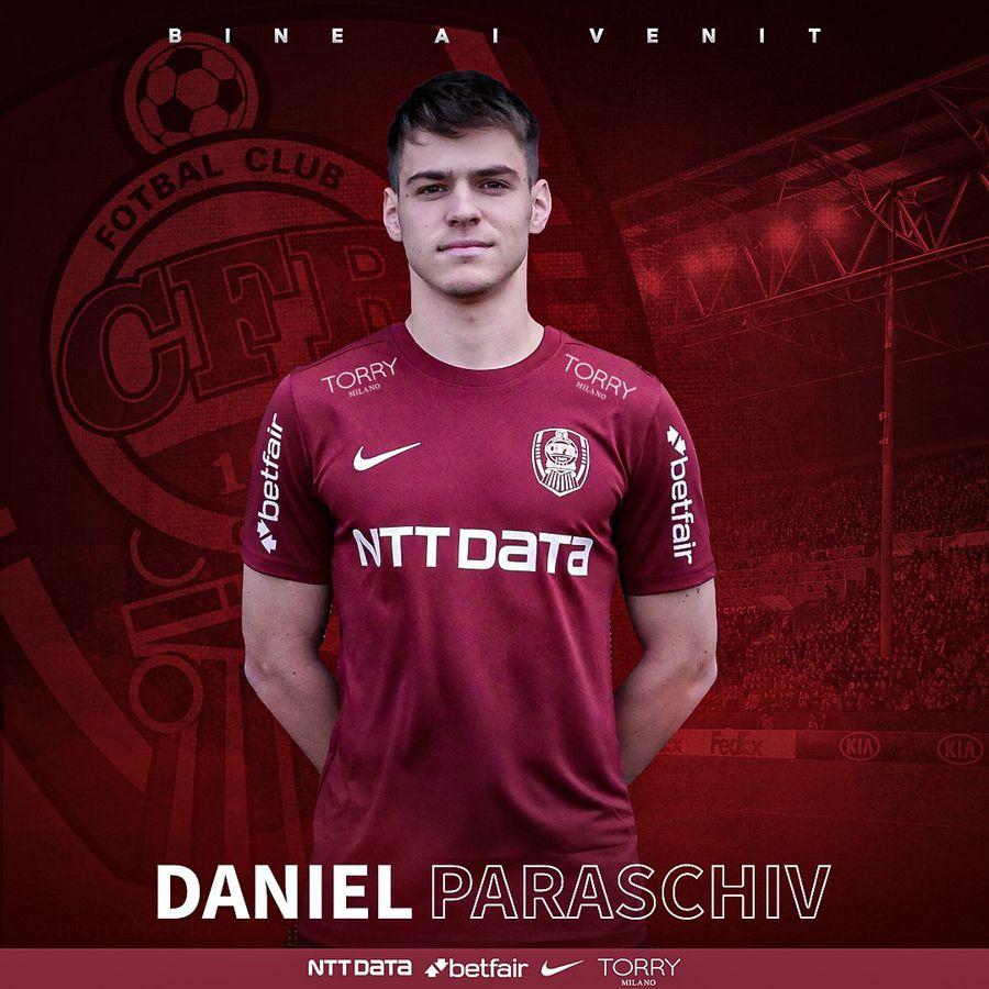 Daniel Paraschiv, în momentul prezentării la CFR Cluj CFR Cluj a cedat un jucător în Liga 2 » Intră direct în lupta pentru promovare