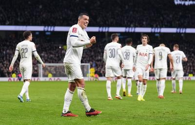 Tottenham s-a chinuit în Cupa Angliei cu codașa din Premier League » Criză de fundași până la transferul lui Drăgușin