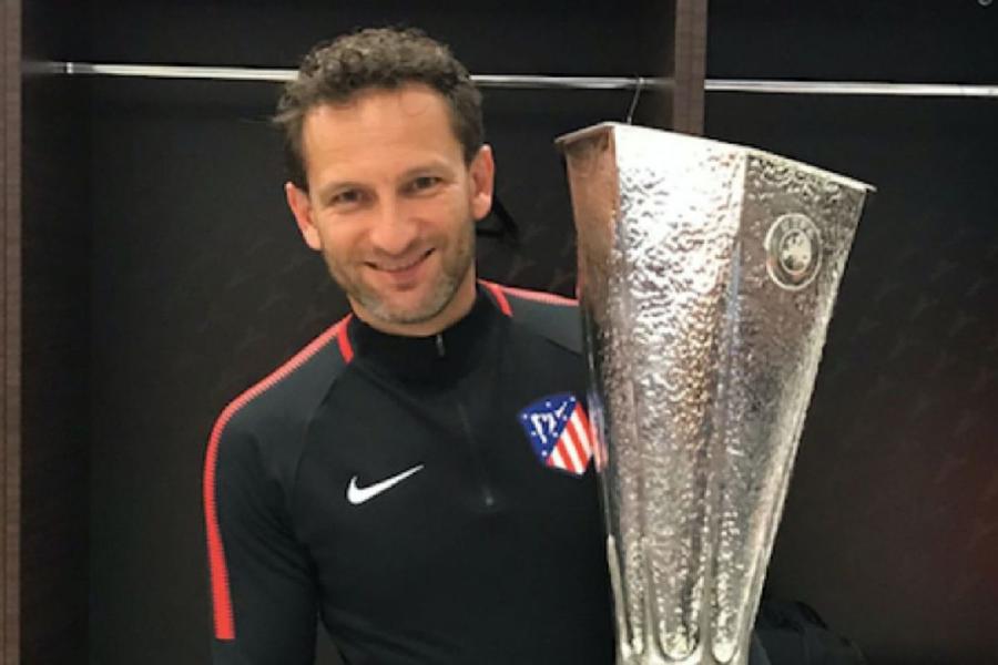 Carlos Menendez „Legs and heart, băieți!” » Fotbaliștii Petrolului, „terorizați” de specialistul care a lucrat 8 ani cu Simeone! GSP are imagini din dronă de la exercițiul spartan lucrat de „găzari”