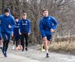 Noi imagini inedite din cantonamentul Oțelului » Jucătorii moldovenilor, puși să alerge în spatele mașinilor