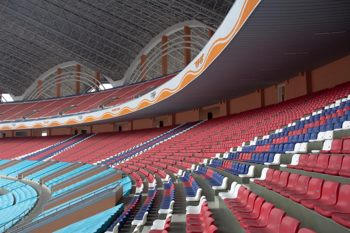 Imagini IREALE din al doilea cel mai mare stadion de pe glob » Mastodontul din Coreea de Nord este „casa” manifestațiilor propagandiste ale sistemului represiv