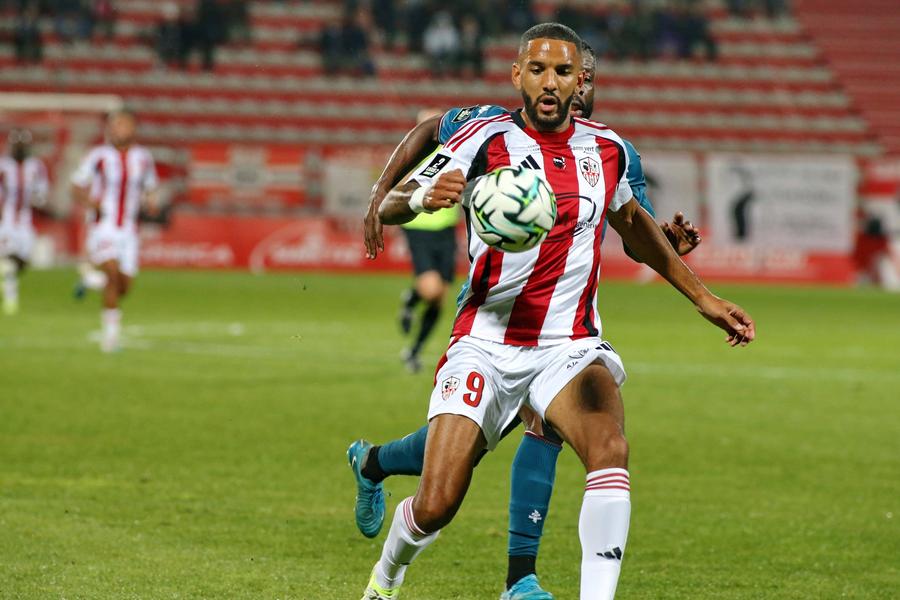 Christopher Ibayi, foto: Imago Images Transfer la miezul nopții la CFR: Varga îi aduce lui Dan Petrescu un vârf cu doar 3 goluri marcate în acest sezon de Superliga