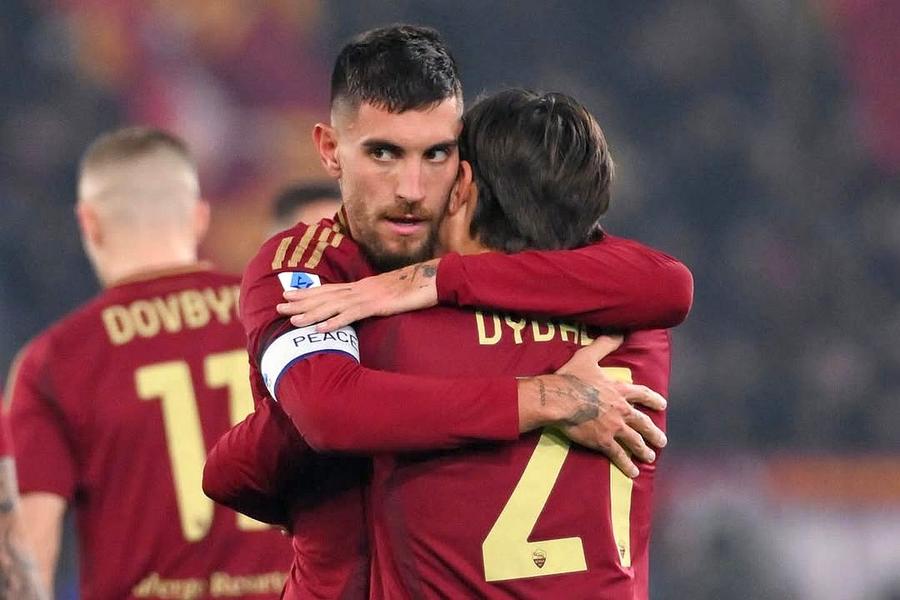 Lorenzo Pellegrini (stânga), lăudat de Claudio Ranieri. Foto: Instagram Claudio Ranieri, reverență în fața unui jucător după victoria de pe Olimpico: „E unul dintre cei mai buni mijlocași italieni”