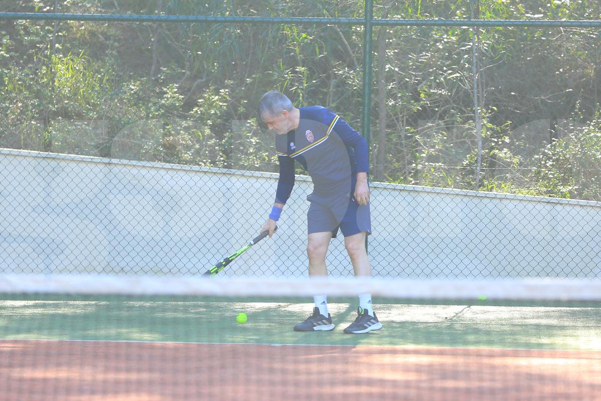 Valeriu Iftime joacă tenis în Antalya