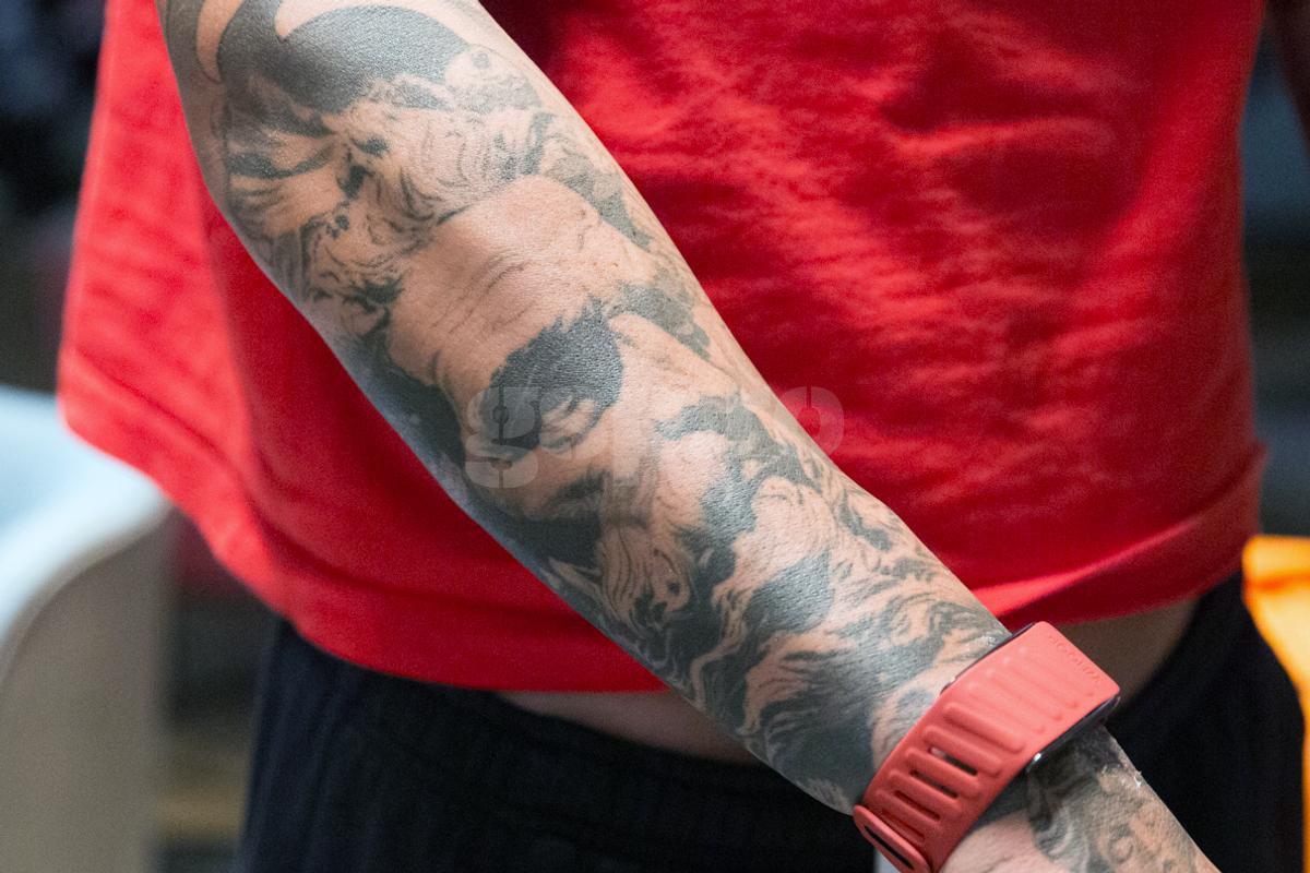 Cel mai tatuat jucător din Liga 1: „Corpul meu e o operă de artă!” + Ce alimente consumă și cum i-au schimbat copiii viața