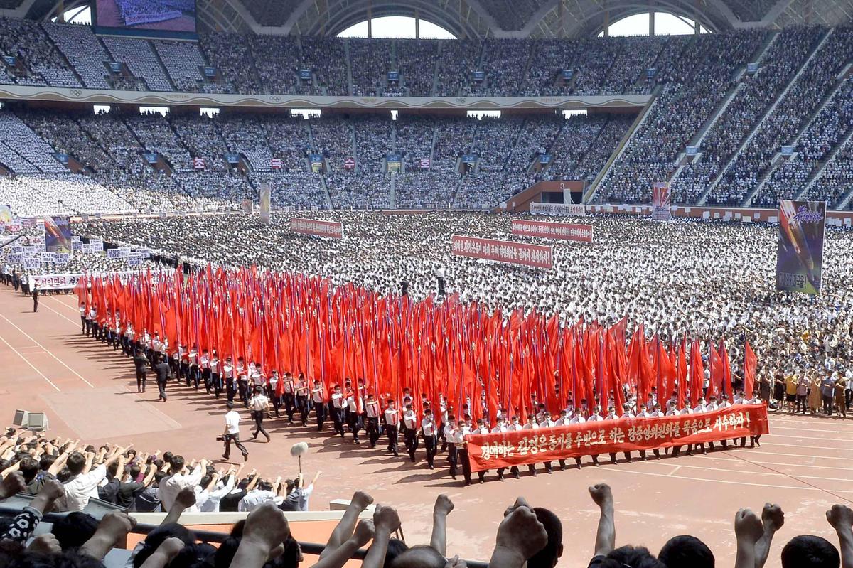 Imagini IREALE din al doilea cel mai mare stadion de pe glob » Mastodontul din Coreea de Nord este „casa” manifestațiilor propagandiste ale sistemului represiv