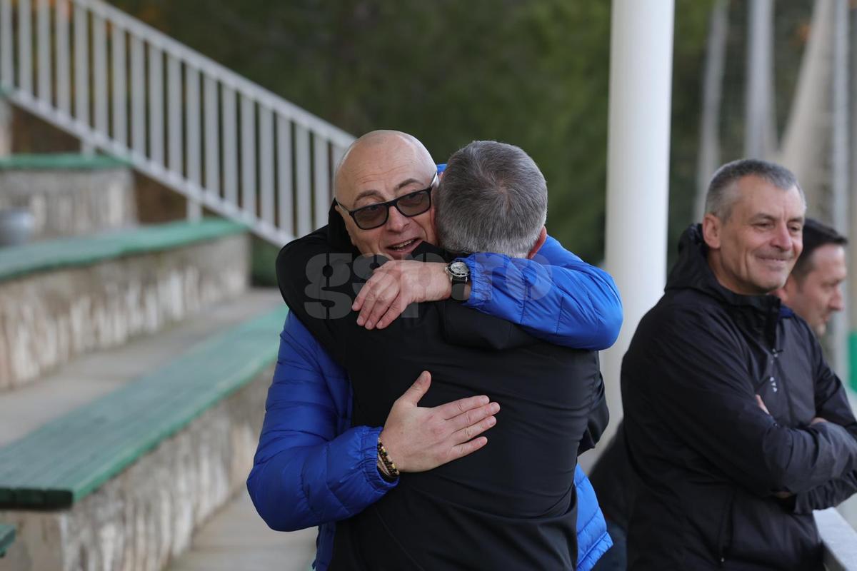 Leo Grozavu, la antrenamentul lui FC Botoșani