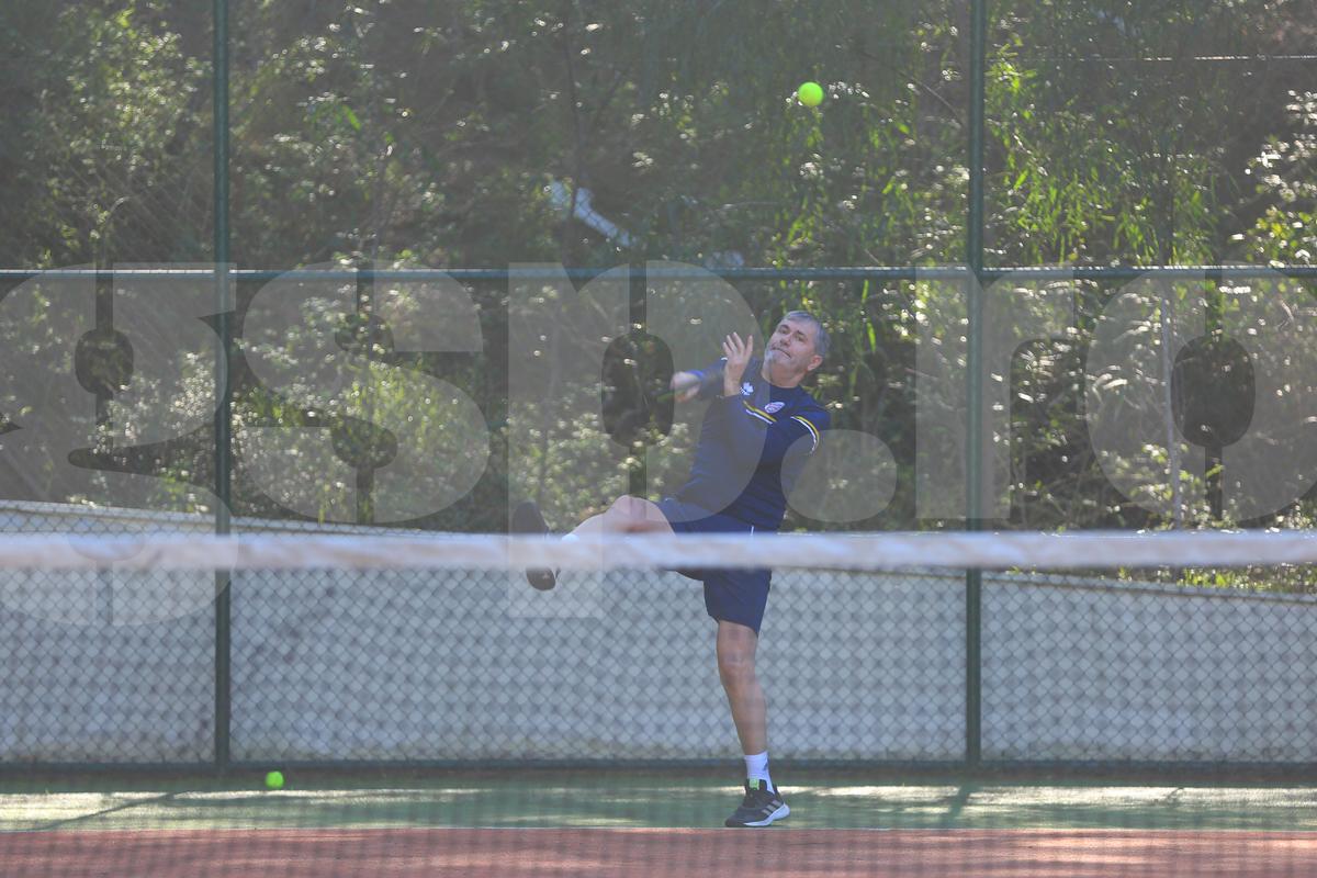 Valeriu Iftime joacă tenis în Antalya