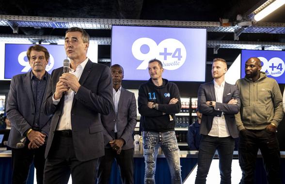 Suporterii lui Strasbourg, furioși că Chelsea le-a luat antrenorul: „Să plece și el!”