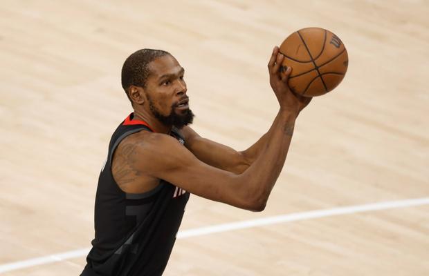Superstarul lui Houston Rockets a marcat coșul victoriei în fața fostei sale echipe: „Am fost dat afară. Chiar dacă sunt bătrân, încă pot juca”