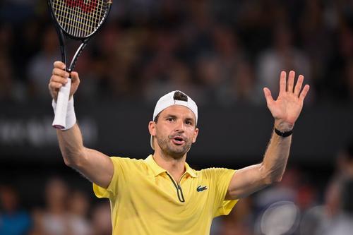 Grigor Dimitrov salutând publicul la Brisbane Foto: Imago Images