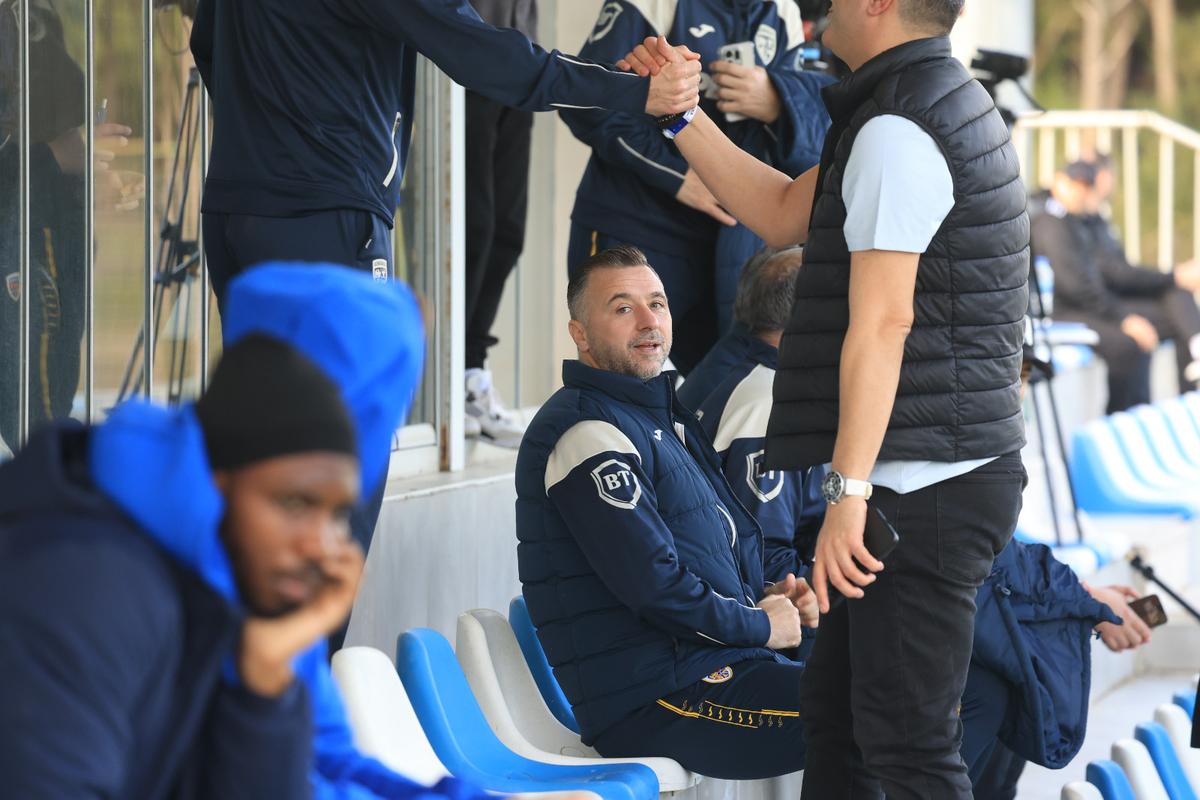 Imagini de la amicalul Petrolului cu Gaziantep