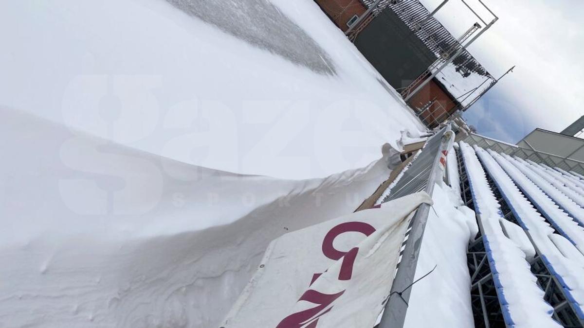 EXCLUSIV VIDEO + FOTO UPDATE Se lucrează din greu la stadionul din Voluntari » Gazonul e gata de meci