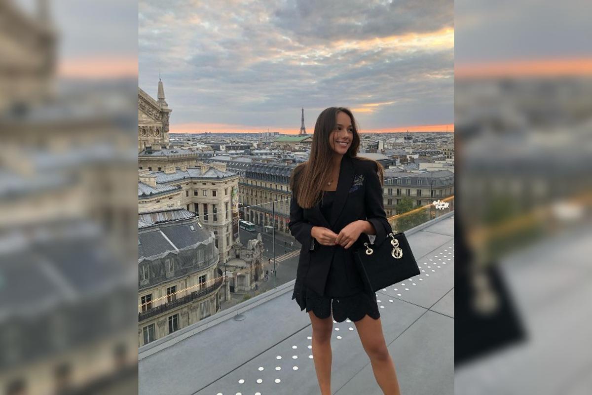 Fosta iubită a lui Neymar, surprinsă topless la TV! Imaginile care au stârnit controverse