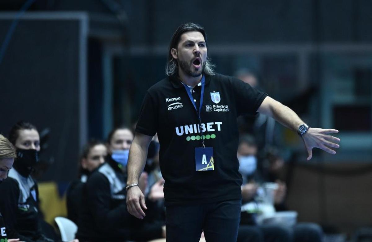 CSM București - Team Esbjerg 28-26 » CSM București, salvată de Jelena Grubisici, portarul care se retrage în vară!
