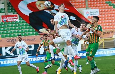 Alanyaspor - Rizespor 2-1. Înfrângere dramatică pentru echipa antrenată de Marius Șumudică