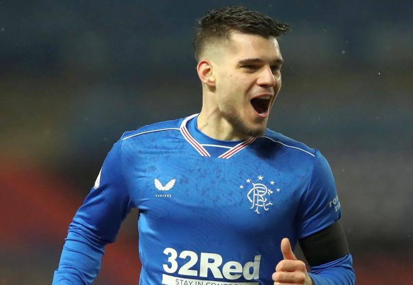 Ianis Hagi, 22 de ani, mijlocașul ofensiv al lui Rangers, a declarat că vizita pe care i-au făcut-o părinții lui de sărbători l-a ajutat să-și îmbunătățească jocul.