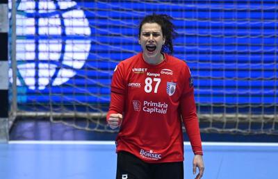 CSM București - Team Esbjerg 28-26 » CSM București, salvată de Jelena Grubisici, portarul care se retrage în vară!