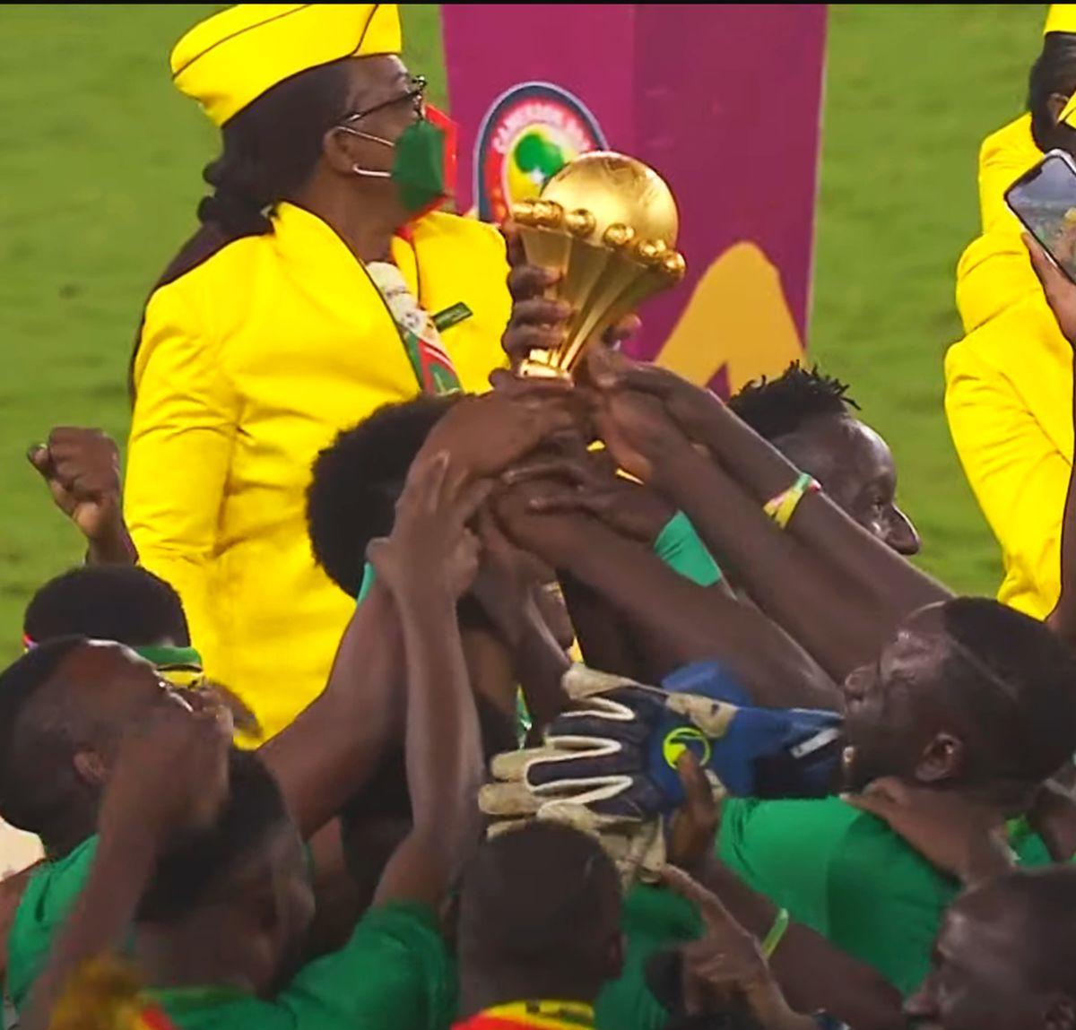 Salah și Mane, moment controversat în finala Cupei Africii