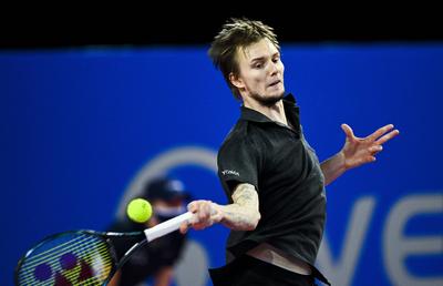Noul om-spectacol al circuitului ATP a cucerit primul titlu din carieră » L-a învins pe Zverev la Montpellier