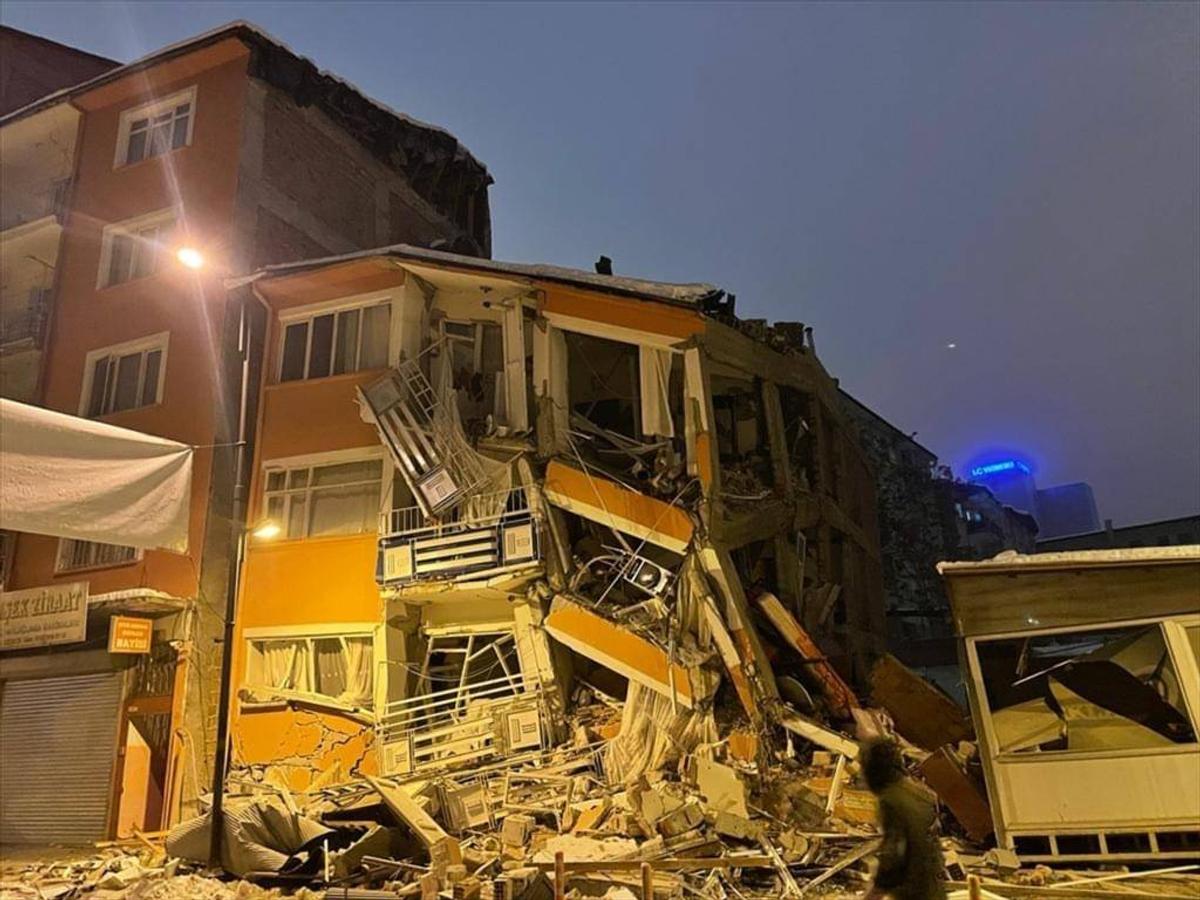 Apelul unui antrenor român care a stat 9 ani în Siria: „Mă sună prietenii de acolo, sunt îngrozit. Se doarme pe câmp. Au nevoie de ajutor”