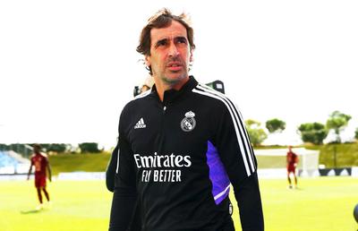 Antrenor demis în Premier League » Raul Gonzalez, chemat să îl înlocuiască