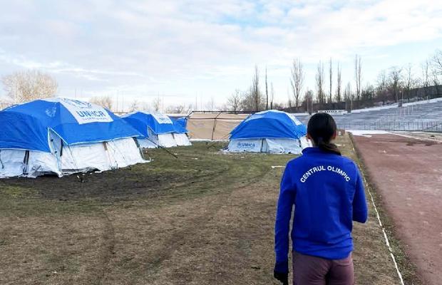 Stadionul istoric al României, transformat în tabără de refugiați, la cererea ONU! Antrenorii acuză că ISU și-a bătut joc de pista de atletism: „Dacă-i lăsam, o distrugeau complet”