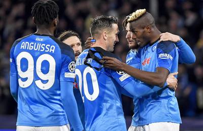 Inter îi dă lovitura rivalei » A refuzat să semneze prelungirea cu Napoli și ajunge la Milano