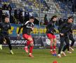 Jucătorii la încălzire, înainte de Petrolul - FCSB/ Foto: Ionuț Iordache GSP.