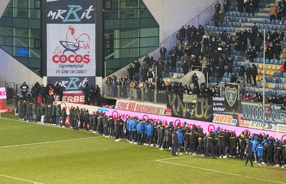 Nu s-a văzut la TV » „Invazie” la pauza duelului Petrolul - FCSB
