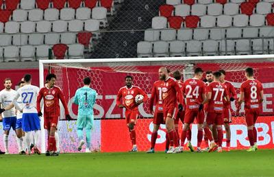 Sepsi - Farul 1-0. Aniversare fără „artificii” pentru Hagi! Covăsnenii iau 3 puncte mari și pun presiune pe Rapid
