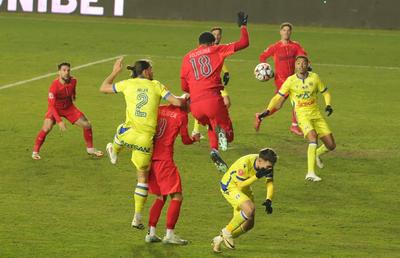 Petrolul - FCSB 0-0. „Mercedesul” lui Becali a făcut pană la Ploiești » Noua ierarhie din Superliga