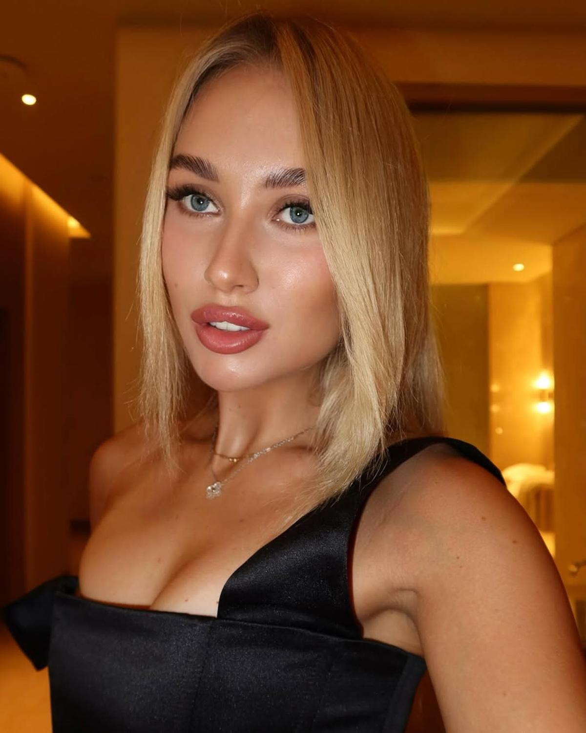 Anastasia Potapova, rusoaica fotomodel din WTA