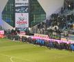 Sute de copii, pe teren la pauza meciului Petrolul - FCSB / Foto: Andrei Furnigă GSP
