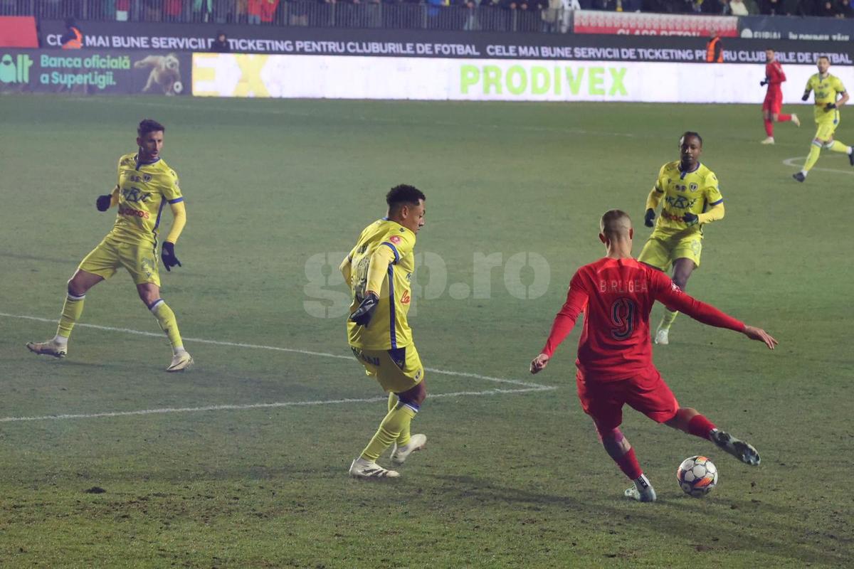 Petrolul - FCSB, imagini de joc/ Foto: Ionuț Iordache GSP