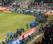 Sute de copii, pe teren la pauza meciului Petrolul - FCSB / Foto: Andrei Furnigă GSP