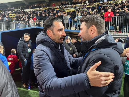 Elias Charalambous și Adrian Mutu, în Petrolul - FCSB/ FOTO: Ionuț Iordache GSP