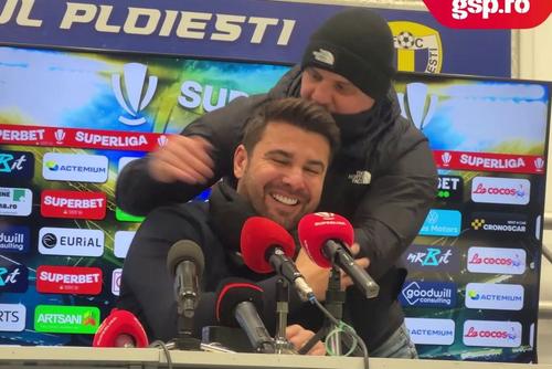 La conferința de presă a lui Adrian Mutu, de la finalul meciului de la Ploiești, un fan a intrat peste antrenorul prahovenilor