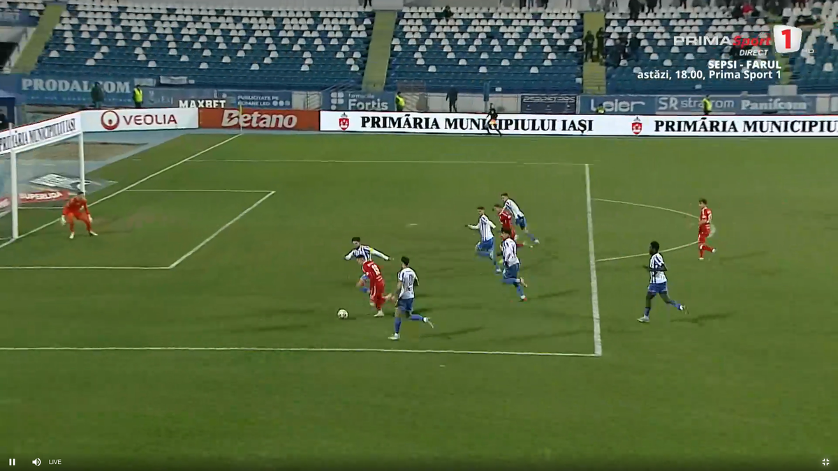 Zsori, gol cu călcâiul în Poli Iași - UTA