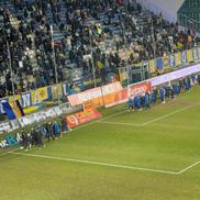 Sute de copii, pe teren la pauza meciului Petrolul - FCSB / Foto: Andrei Furnigă GSP