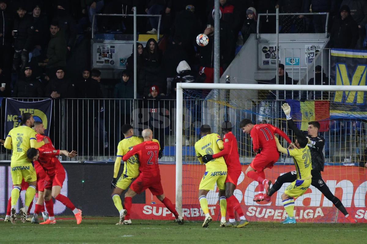 Mircea Lucescu l-a convins pe Gigi Becali să facă transferul în miez de noapte: „Băi, voiam să îl iau și la echipa națională!” » FCSB a plusat imediat cu 45.000 de euro