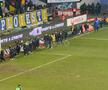 Sute de copii, pe teren la pauza meciului Petrolul - FCSB / Foto: Andrei Furnigă GSP