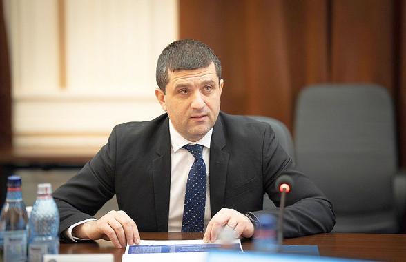 Două fake news-uri în discursul Ministrului Apărării: „Steaua are un buget mai mare decât al tuturor echipelor din prima ligă la un loc!”